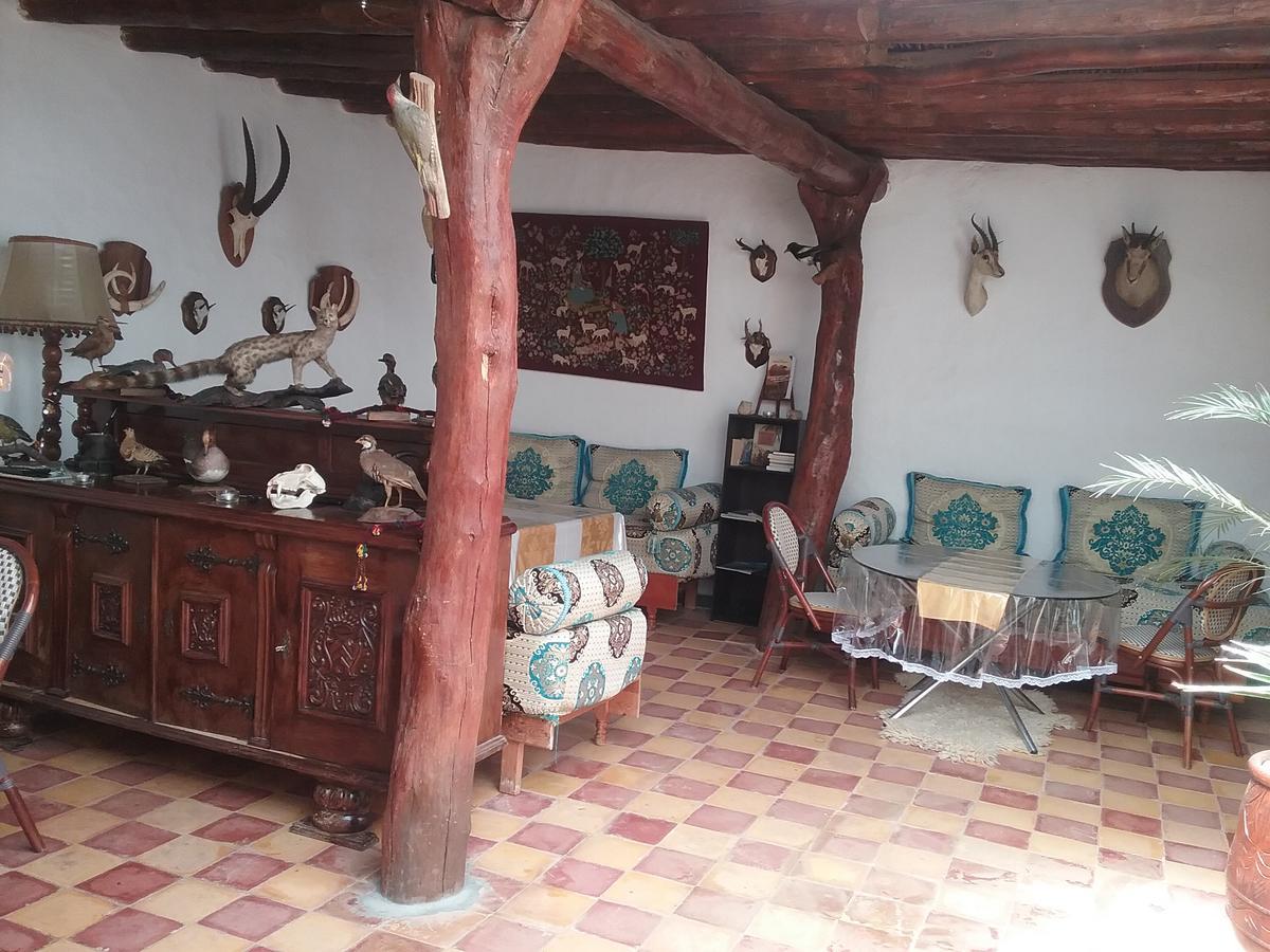 ホテル Relais De Tahla Aïn Bou Mahdi エクステリア 写真